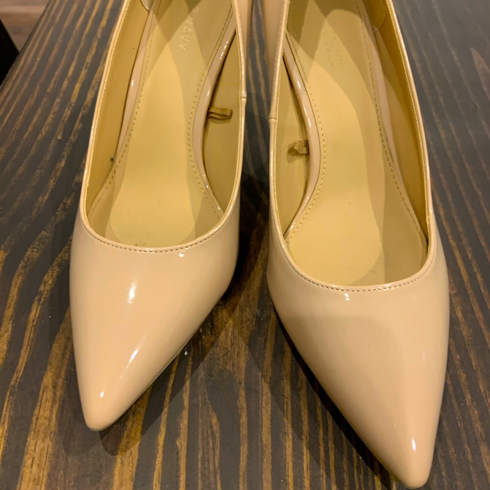 Nude Old Navy Heels